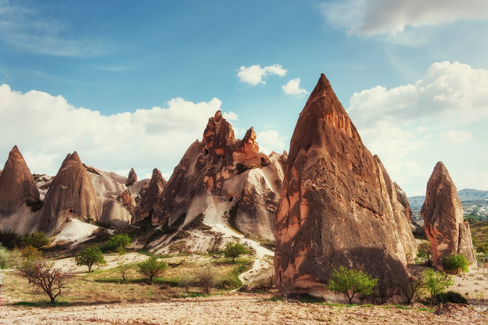 How to Travel from Cappadocia to Turkey’s Top Destinations