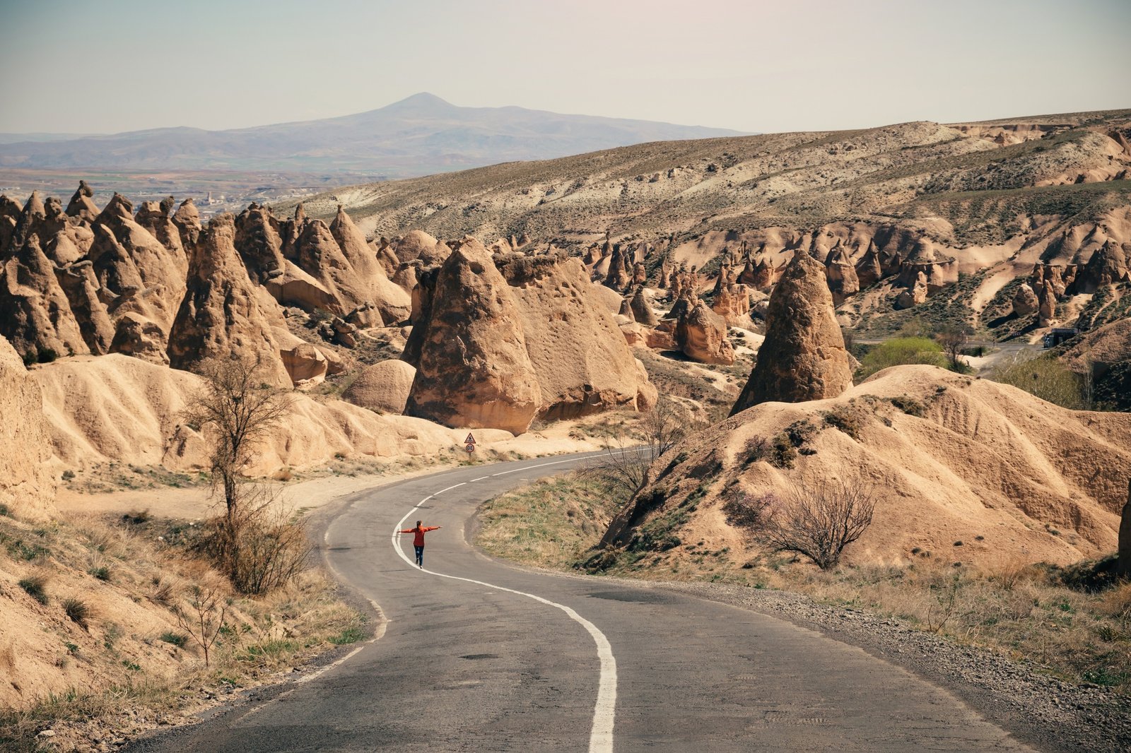 Perfect Cappadocia 3-Day Itinerary: Explore Fairy Chimneys, Hot Air Balloons & Hidden Gems